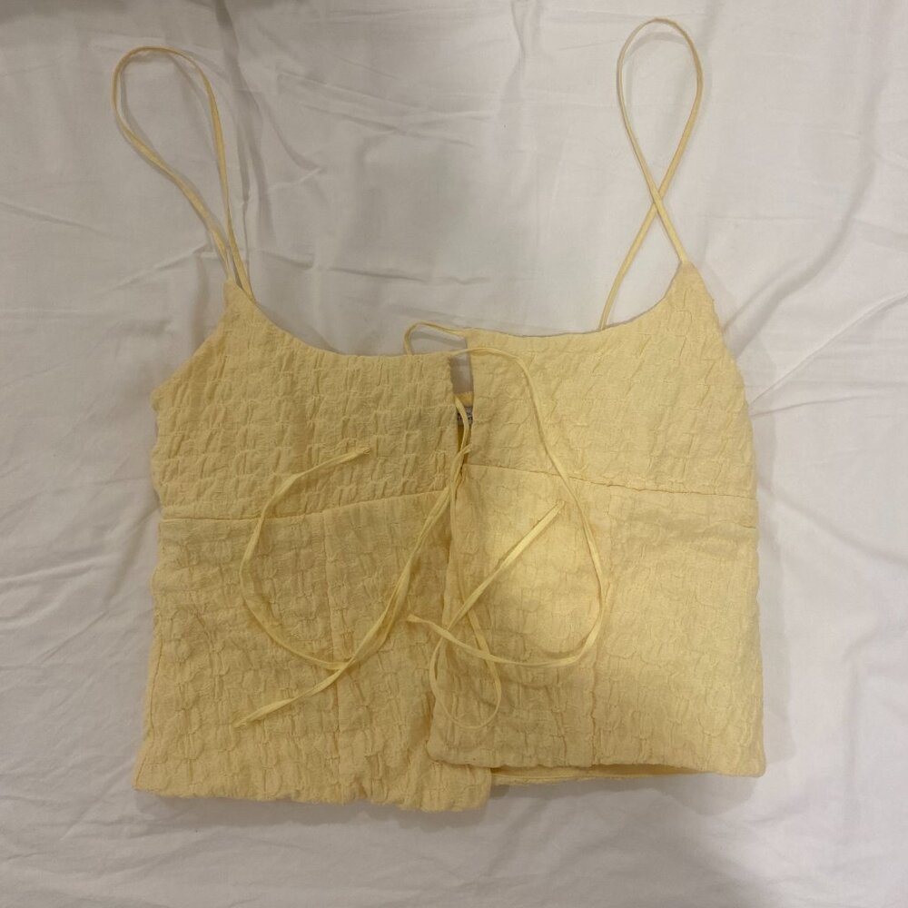 Textured Crop Top - Picture 2 of 8
